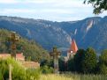 Crosses over the valley